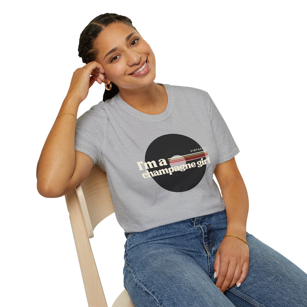 I’m a Champagne Girl Tee – Retro Vinyl Design | Vintastic Wine & Bubbly Collection