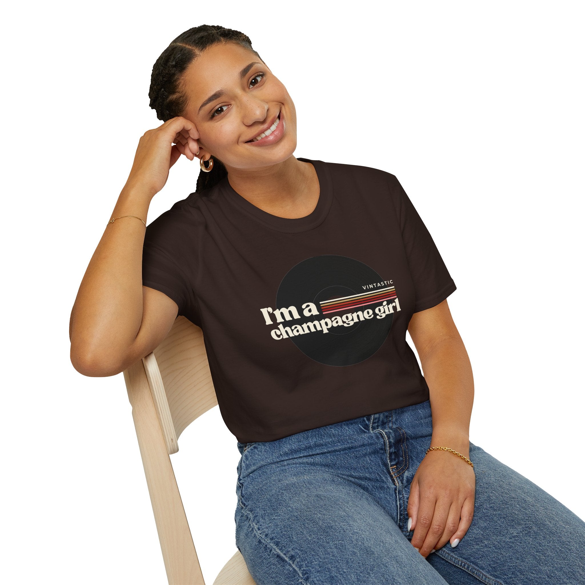 I’m a Champagne Girl Tee – Retro Vinyl Design | Vintastic Wine & Bubbly Collection